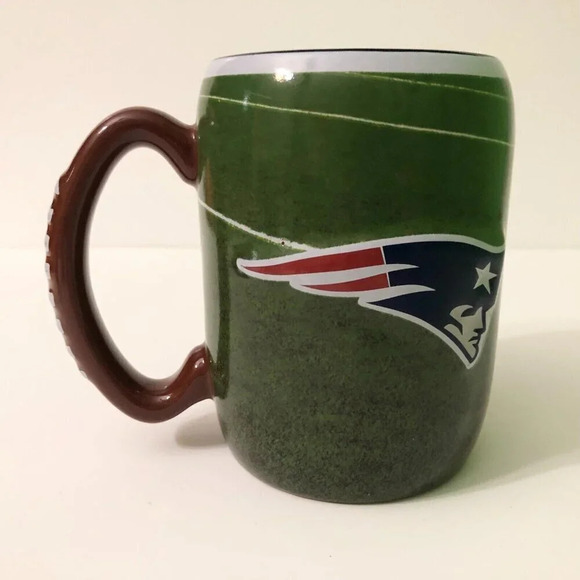 2013 Boelter Brands Patriots NFL Football CoffeeTea Cup Mug - Picture 10 of 15